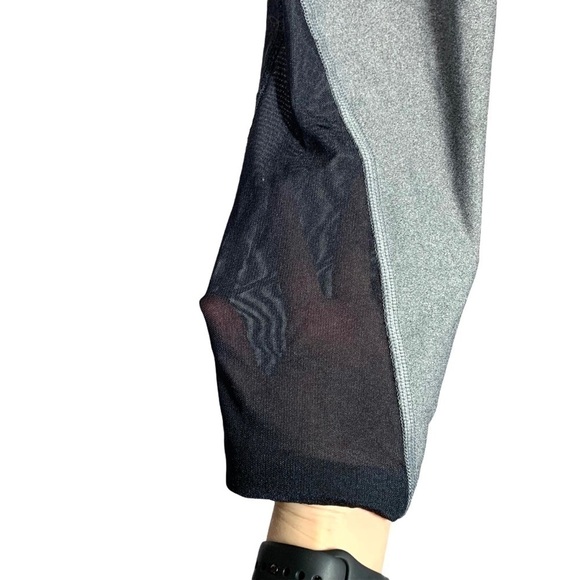 Under Armour HeatGear Gray Grey and white Mesh Mid-Rise Leggings Size Small - Picture 7 of 17